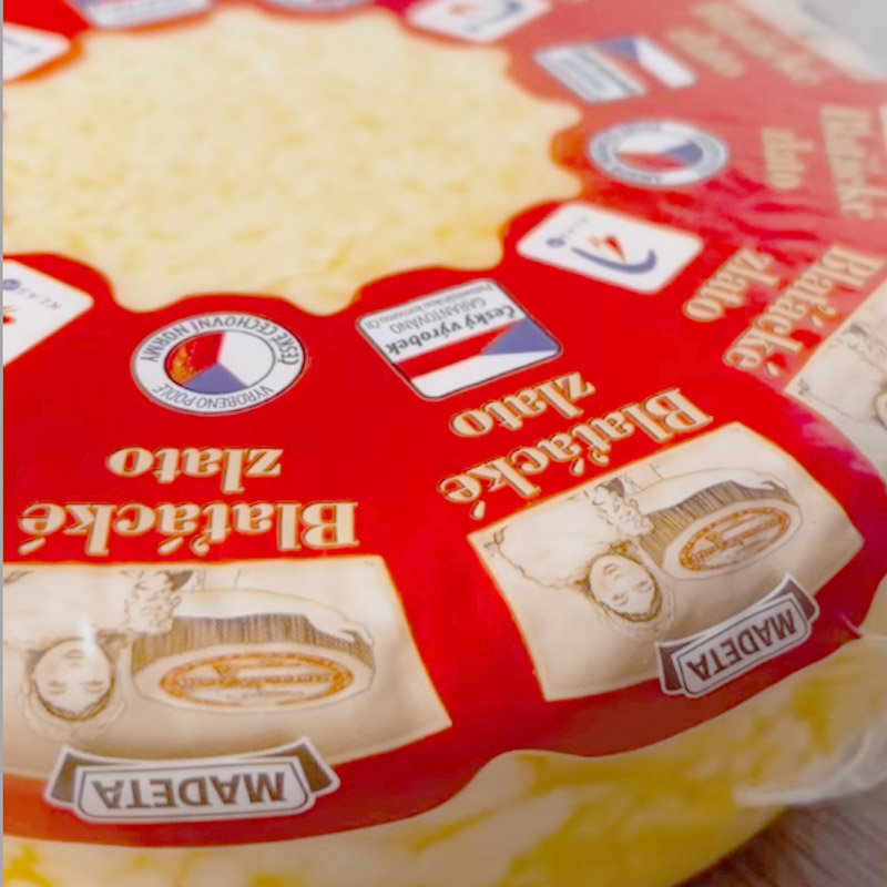 Сир м'який Gold, TM "Madeta", 1,5кг